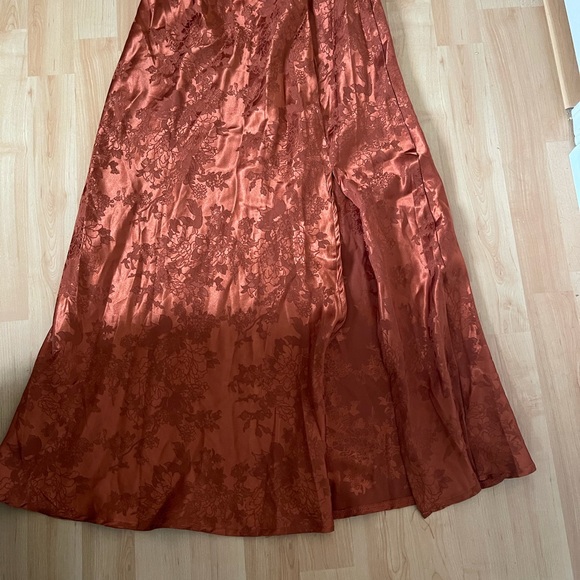 Princess Polly MIDI Skirt Rust - Picture 2 of 7